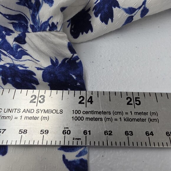 Old Navy Blouse Womens Large Tall White Blue Floral Peasant V-Neck Long Sleeve - Picture 8 of 9